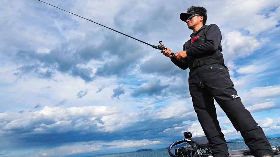 DAIWA ： DR-1522P（ゴアテックス プロダクト レインビブパンツ） Web site