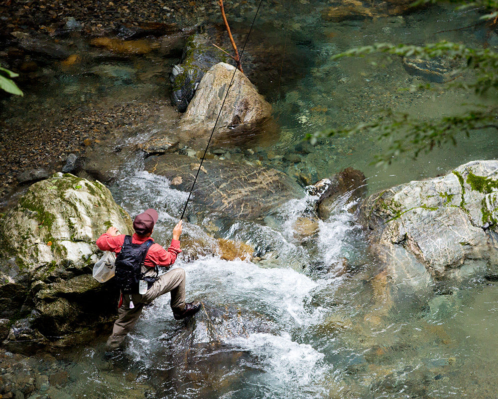 STREAM